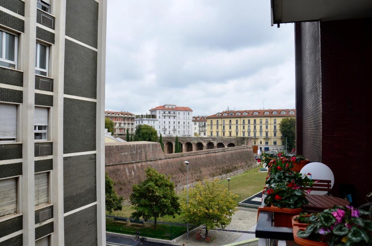 New Renovated Apartment With Balcony Porta Romana Milano Exteriör bild